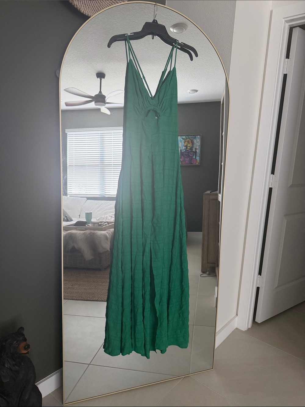 Showpo Emerald Green Strappy V-Neck Maxi Dress 👗 💚✨